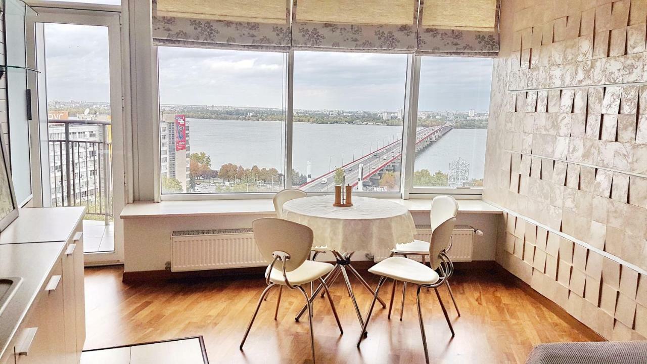 Most City Apart-Hotel Dnipro Eksteriør bilde